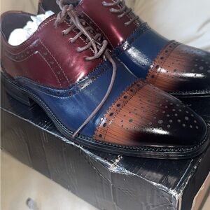 Elegant Two-Tone Oxford Dress Shoes